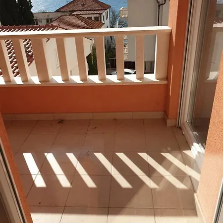 Apartments Knezovic Gradac  Exterior photo