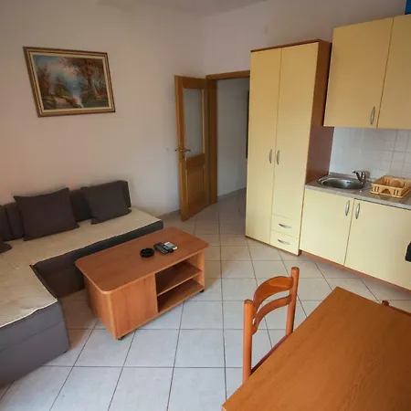 Apartments Knezovic Gradac  Exterior photo