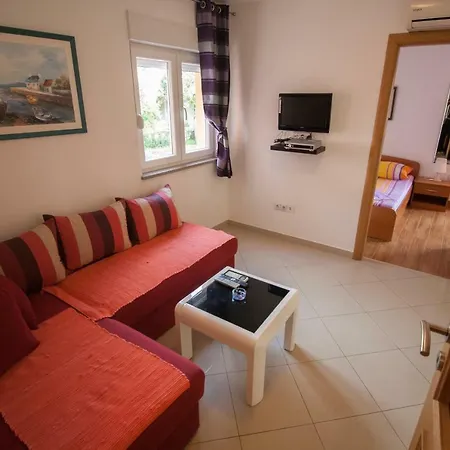 Apartments Knezovic Gradac  Room photo