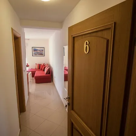 Apartments Knezovic Gradac  Exterior photo