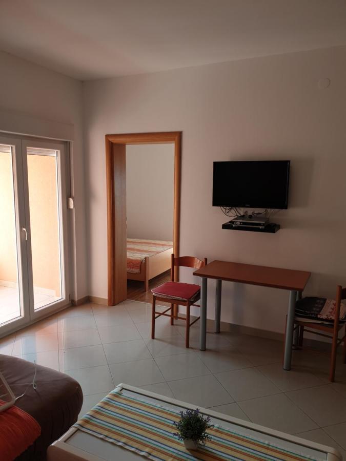 Apartment Knezovic *