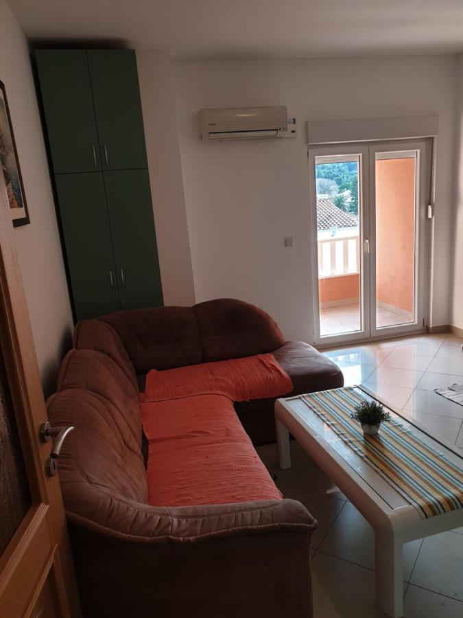 Knezovic Apartment *
