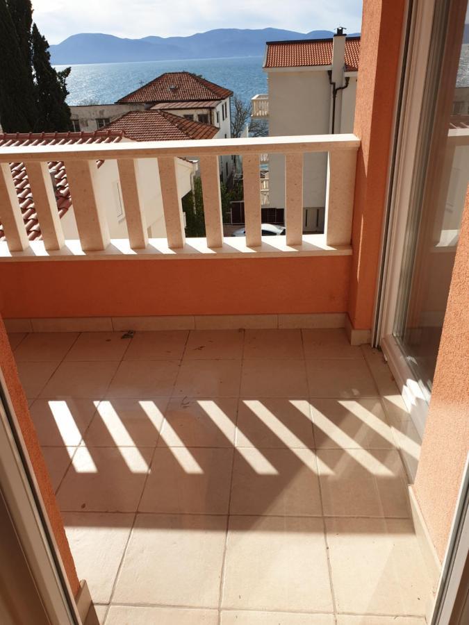 Knezovic Apartment *
