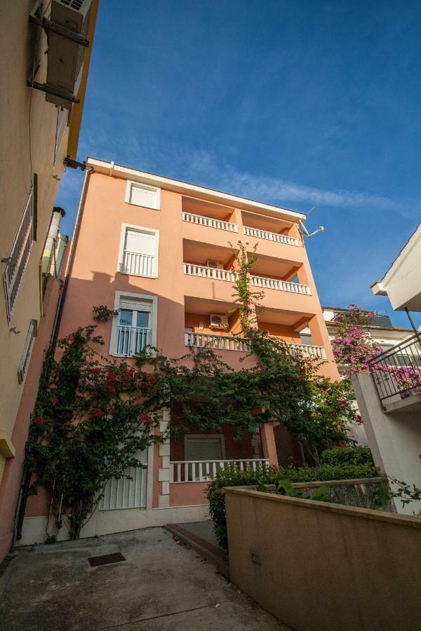 Knezovic Apartment