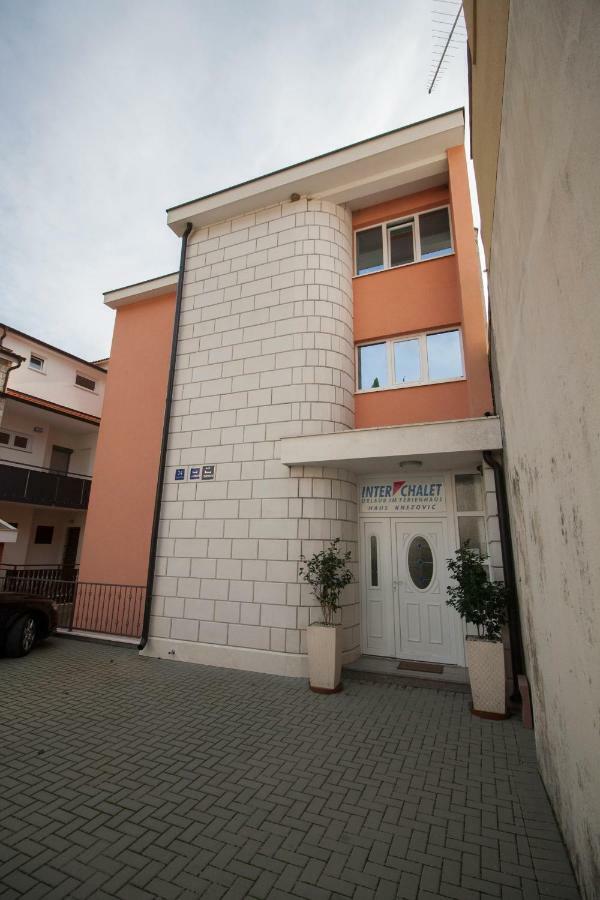Apartment Knezovic
