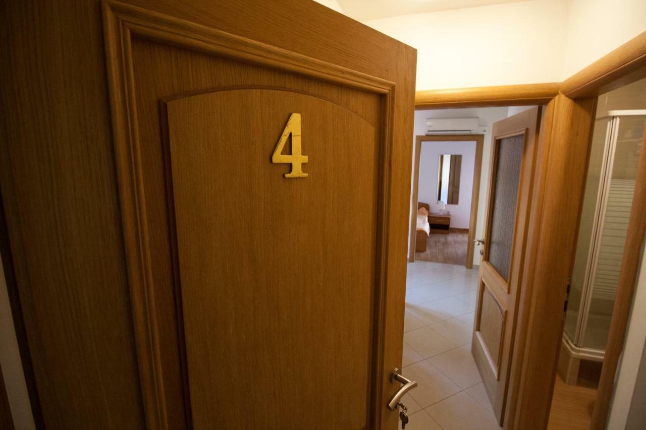 Knezovic Apartment *