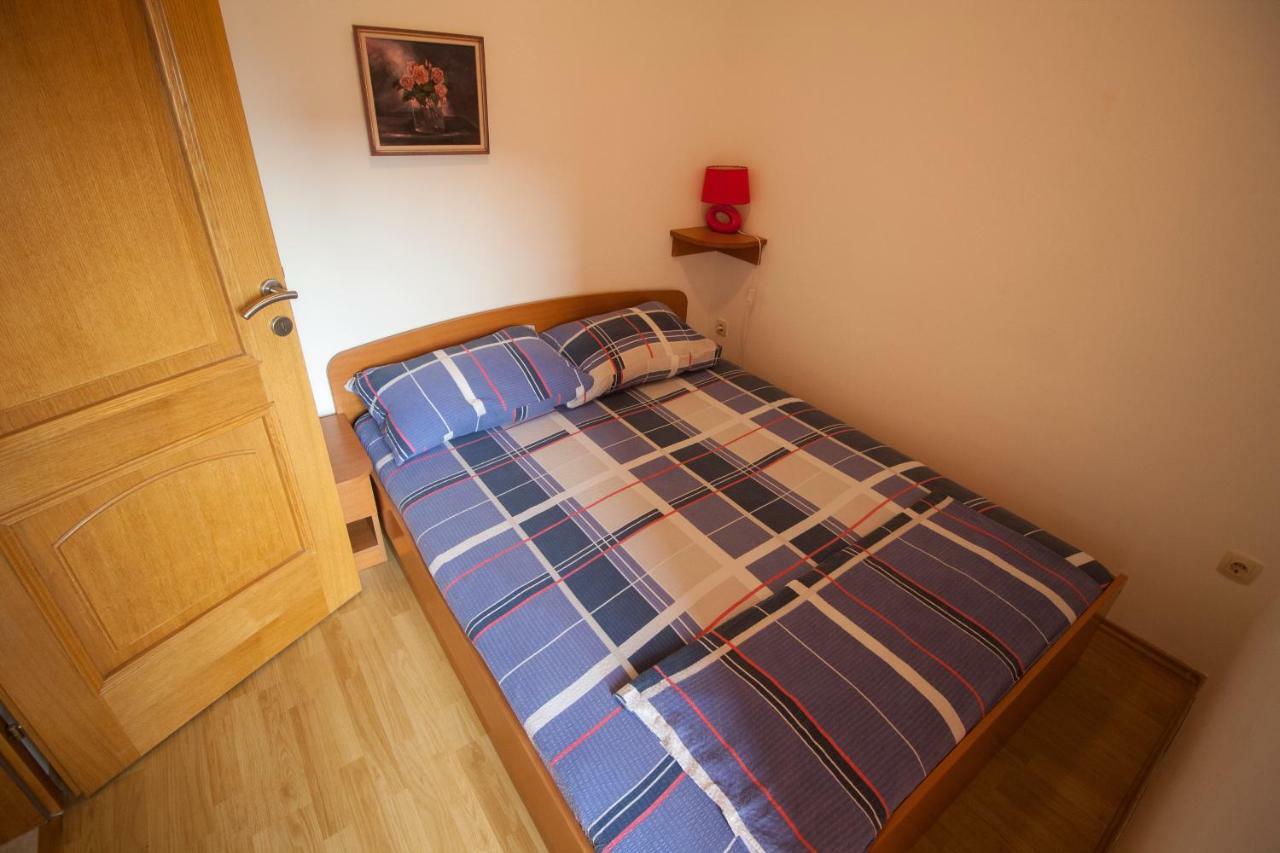 Apartment Knezovic *