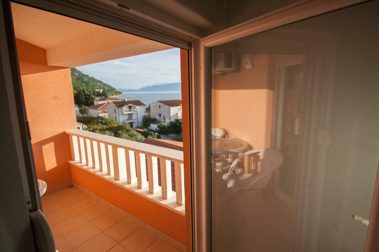 Knezovic Apartment